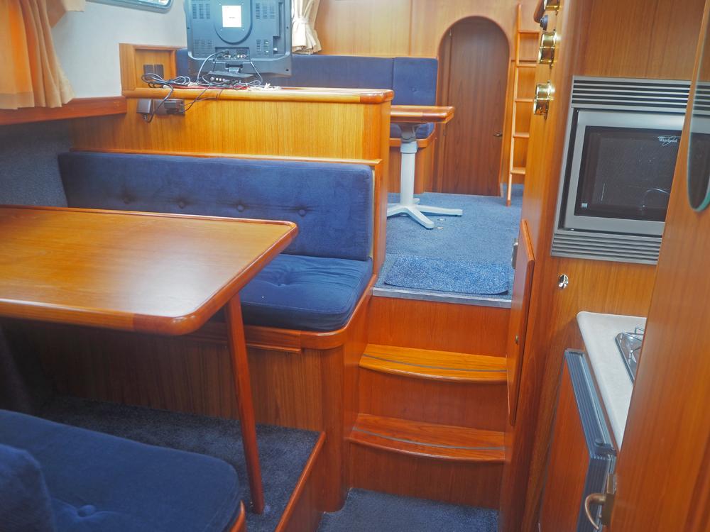 Cabin en avant, H&eacute;bergements